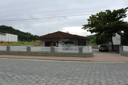 Casa com 3 Quartos à venda, 140m² no Centro, Guabiruba
