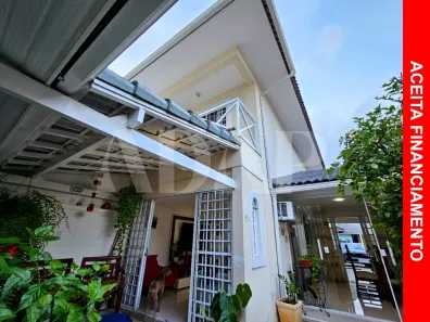 Casa de Condomínio com 3 Quartos à venda, 110m² no Vargem Pequena, Rio de Janeiro