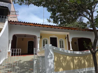Casa com 3 Quartos à venda, 300m² no Sousas, Campinas