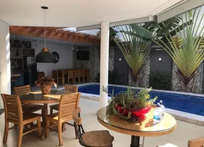 Casa com 5 Quartos à venda, 419m² no Morada da Colina, Uberlândia
