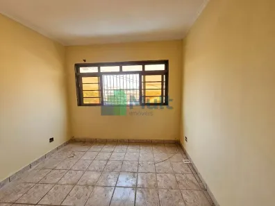 Sobrado com 3 Quartos para alugar, 206m² no Vila Tibério, Ribeirão Preto
