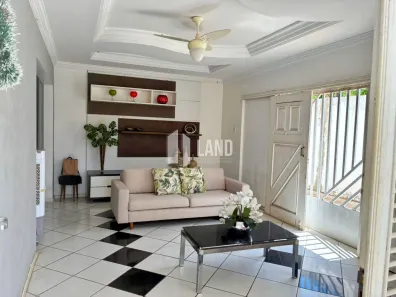 Casa com 4 Quartos à venda, 232m² no Vermelha, Teresina