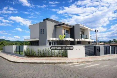 Casa com 3 Quartos à venda, 132m² no Bela Vista, Gaspar