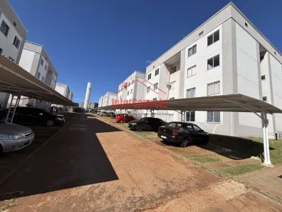 Apartamento com 2 Quartos para alugar, 55m² no Floresta, Cascavel