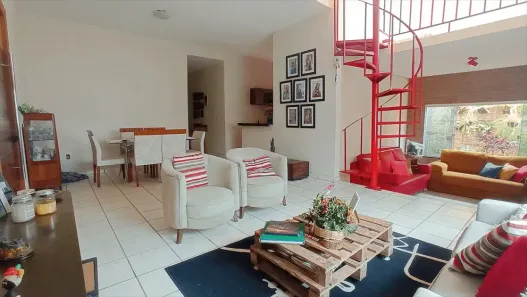 Casa com 4 Quartos à venda, 260m² no Setor Gentil Meireles, Goiânia