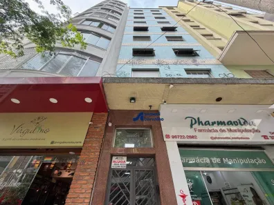 com 2 Quartos para alugar, 70m² no Santa Cecília, São Paulo
