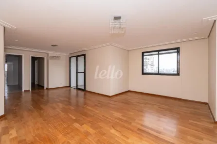 Apartamento com 3 Quartos para alugar, 142m² no Vila Bertioga, São Paulo