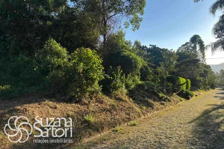Lote/Terreno à venda, 1000m² no , Brumadinho