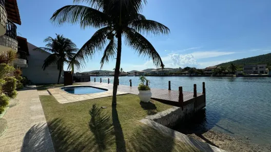 Casa de Condomínio com 2 Quartos à venda, 92m² no Ogiva, Cabo Frio