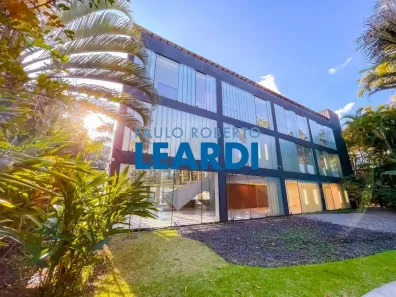 Ponto Comercial para alugar, 787m² no Jardim América, São Paulo