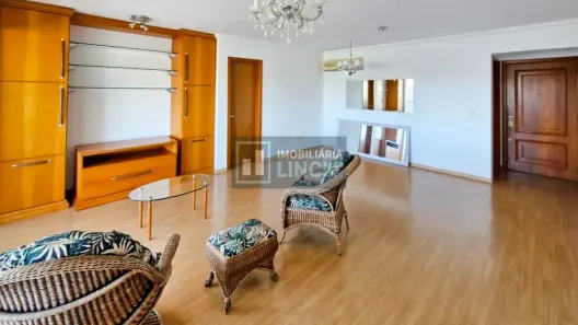 Apartamento com 2 Quartos à venda, 103m² no Menino Deus, Porto Alegre