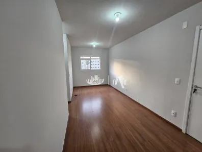 Apartamento com 2 Quartos para alugar, 45m² no Colinas, Londrina