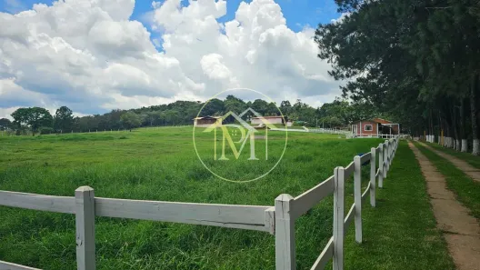 Fazenda/Sítio com 3 Quartos à venda, 10m² no Aparecidinha, Sorocaba