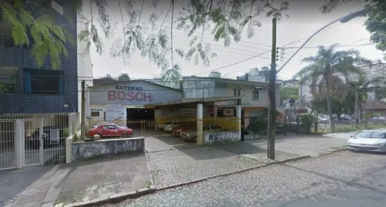 Galpão/Depósito/Armazém à venda, 530m² no Auxiliadora, Porto Alegre