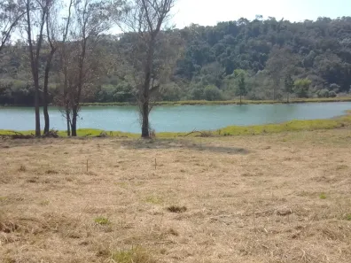 Lote/Terreno à venda, 2345m² no Centro, Jarinu