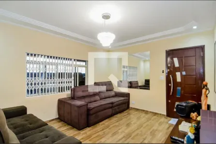 Casa com 3 Quartos para alugar, 220m² no Jardim Guarulhos, Guarulhos