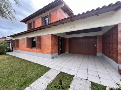 Sobrado com 3 Quartos à venda, 200m² no Centro, Imbé