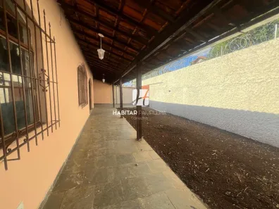 Casa com 4 Quartos para alugar, 360m² no Santa Amélia, Belo Horizonte