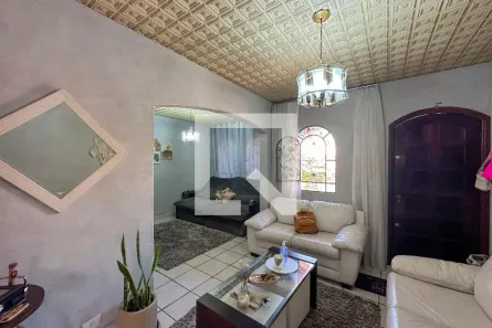Casa com 4 Quartos à venda, 300m² no Jardim Aeroporto, São Paulo