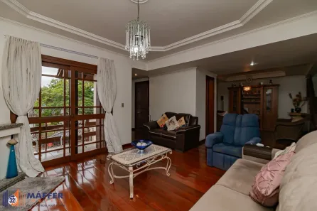 Casa com 3 Quartos à venda, 290m² no Vila Ipiranga, Porto Alegre