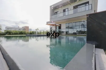 Casa de Condomínio com 4 Quartos à venda, 580m² no Centro, Camboriú