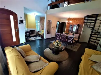 Casa com 3 Quartos à venda, 209m² no Vila Germinal, São Paulo