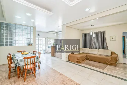 Casa com 4 Quartos para alugar, 280m² no Coronel Aparício Borges, Porto Alegre