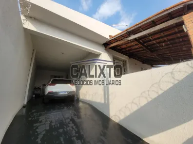 Casa com 4 Quartos à venda, 142m² no Daniel Fonseca, Uberlândia