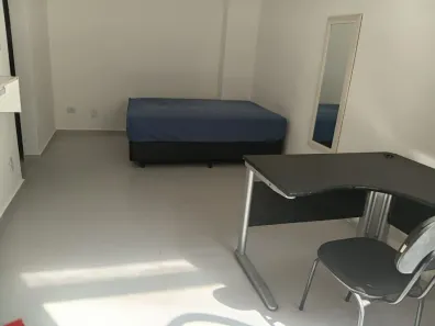 Kitnet para alugar, 38m² no Itararé, São Vicente
