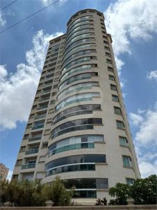 Apartamento com 3 Quartos à venda, 556m² no Centro, Araraquara