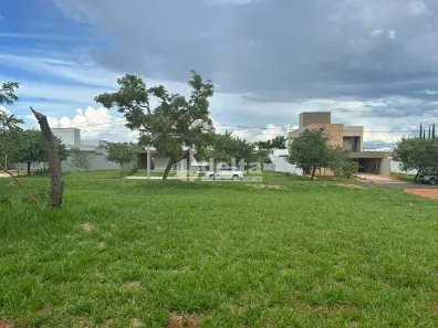 Lote/Terreno à venda, 360m² no Jardim Botânico, Uberlândia