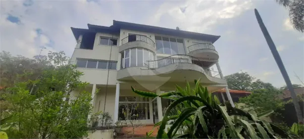 Casa de Condomínio com 3 Quartos à venda, 390m² no Caraguatá, Mairiporã