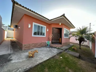 Casa de Condomínio com 3 Quartos à venda, 95m² no São Mateus, São Pedro da Aldeia