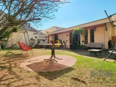 Casa com 3 Quartos à venda, 237m² no Vila Hamburguesa, São Paulo