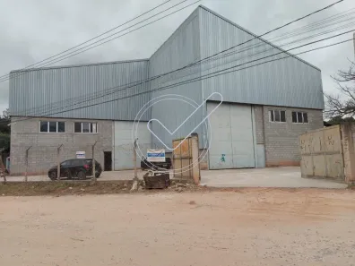 Galpão/Depósito/Armazém para alugar, 2000m² no Centro, Araçariguama