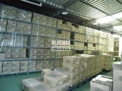 Imóvel Comercial à venda, 469m² no Jardim Industrial, Contagem