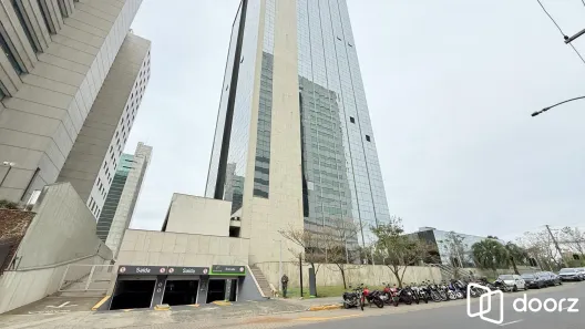 Sala Comercial com 1 Quarto à venda, 46m² no Menino Deus, Porto Alegre