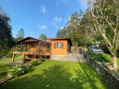 Casa com 4 Quartos à venda, 420m² no São Pedro da Serra, Nova Friburgo