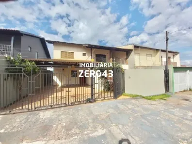 Casa com 3 Quartos para alugar, 250m² no Santa Mônica, Londrina