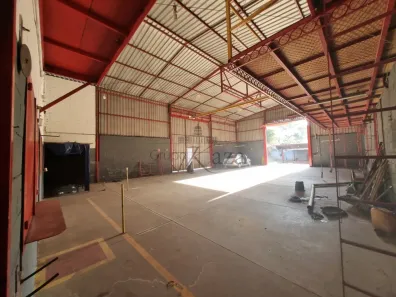 Ponto Comercial para alugar, 300m² no Jardim Primavera II, São José dos Campos