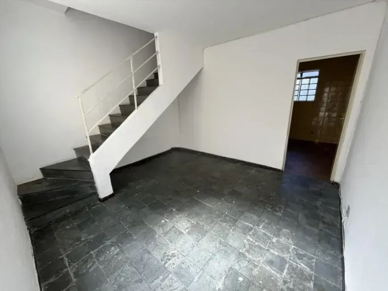 Casa com 2 quartos — Itapoã, Belo Horizonte