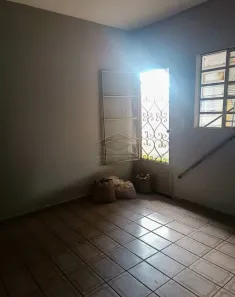 Casa com 1 Quarto para alugar, 40m² no Vila Jardim Celina, Bauru