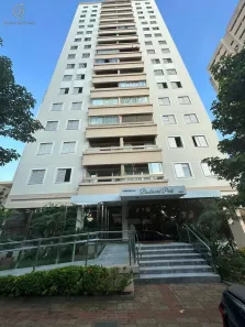 Apartamento com 3 Quartos para alugar, 88m² no Centro, Londrina