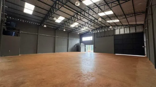 Galpão/Depósito/Armazém para alugar, 350m² no Vista Linda, Cascavel