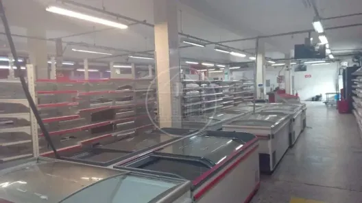 Prédio Comercial para alugar, 840m² no Americanópolis, São Paulo