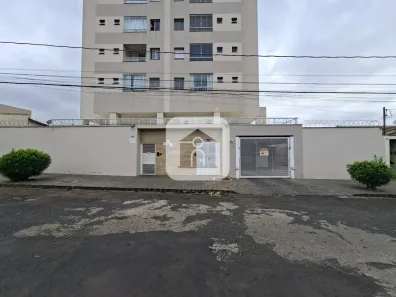 Apartamento com 2 Quartos para alugar, 56m² no Presidente Roosevelt, Uberlândia
