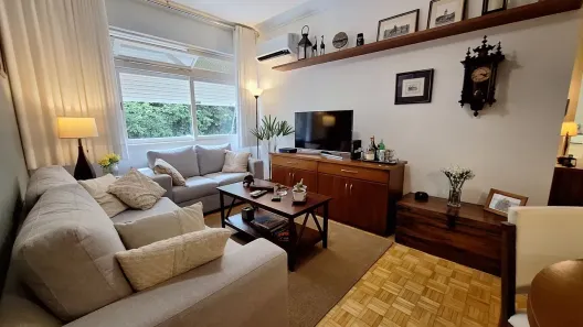 Apartamento com 2 Quartos à venda, 77m² no Moinhos de Vento, Porto Alegre