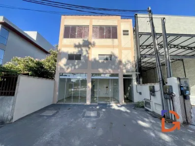 Ponto Comercial para alugar, 30m² no Costazul, Rio das Ostras