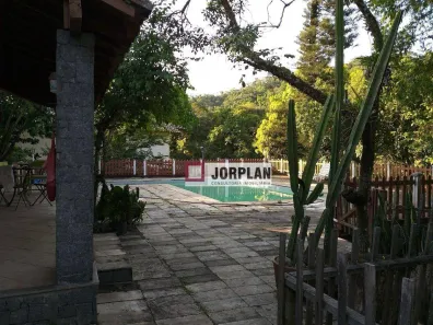Fazenda/Sítio com 3 Quartos à venda, 2184m² no Rio do Ouro, São Gonçalo