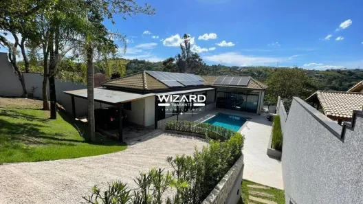 Fazenda/Sítio com 3 Quartos à venda, 198m² no Jardim Estância Brasil, Atibaia